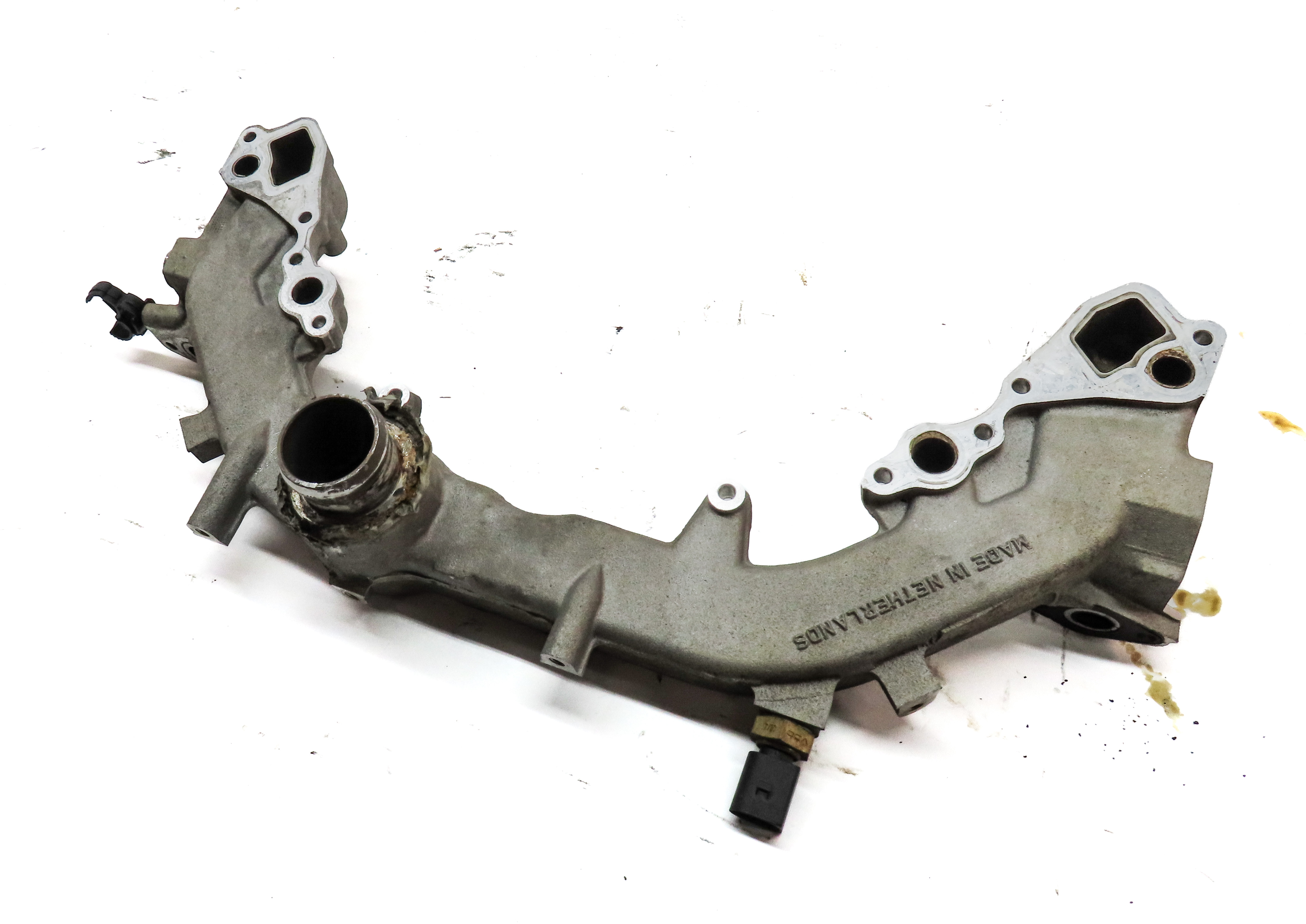 2006 PORSCHE CAYENNE S (955) 4.5L M48 N/A ENGINE COOLANT CROSSOVER PIPE — exact item pictured